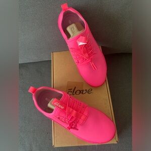 Clove Classic Hot Pink Sneakers/Work Shoe